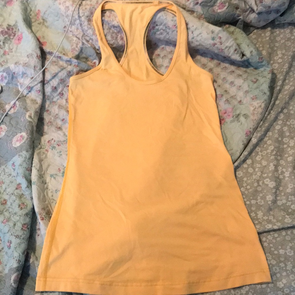 Lululemon tank